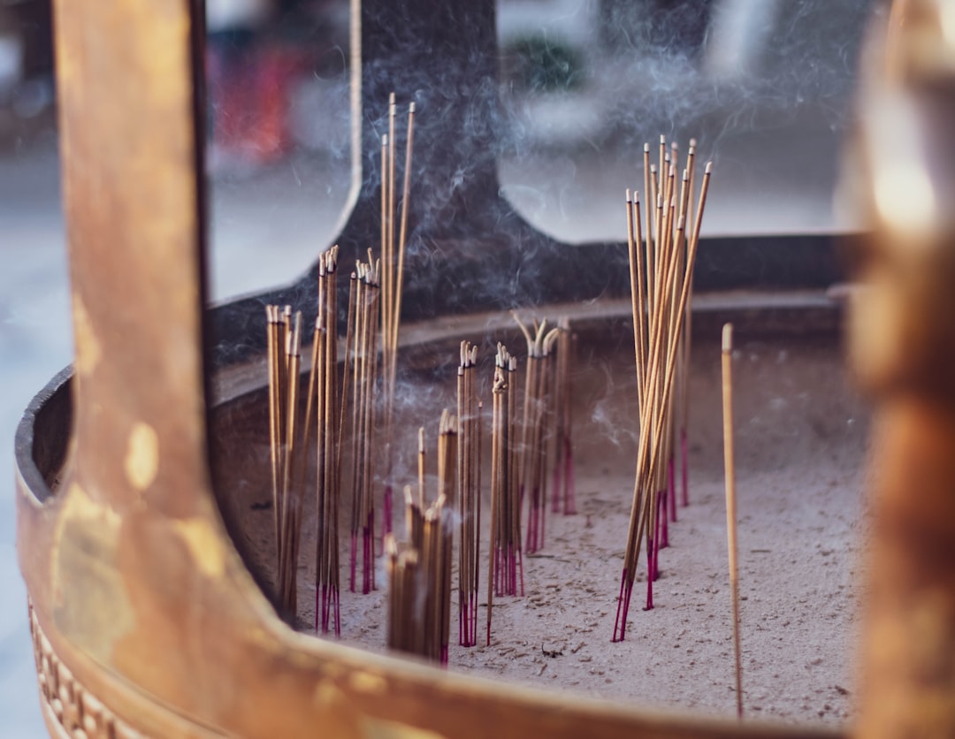 Brûle parfum créant une ambiance cosy et décorative