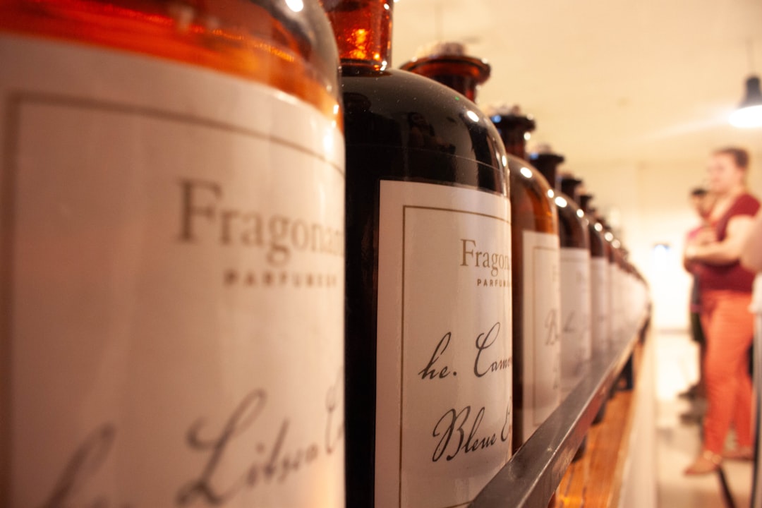 Détection rapide d'un parfum authentique en 3 secondes