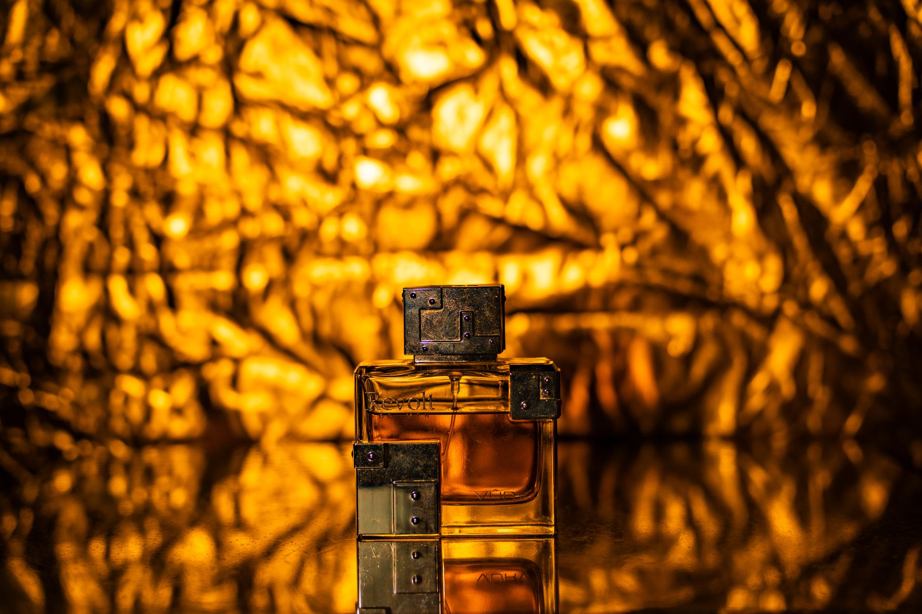 Flacon de parfum en verre élégant